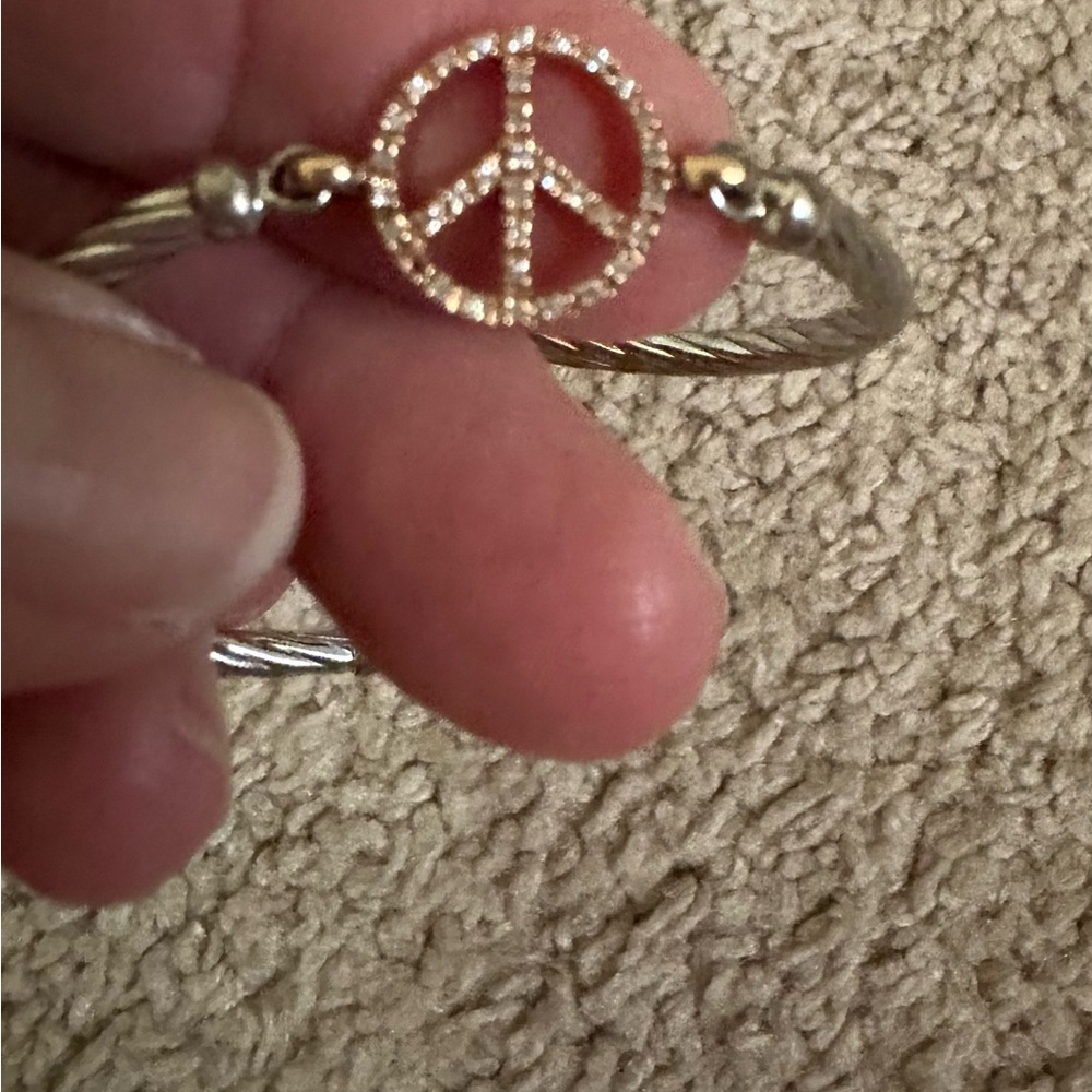 Silver Peace Sign Bracelet